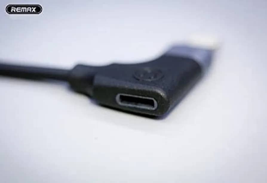 وصلة ريماكس متعددة الاستخدامات 2 بـ 1 بطول 15 سم لأجهزة iPhone - Image 2 + 1