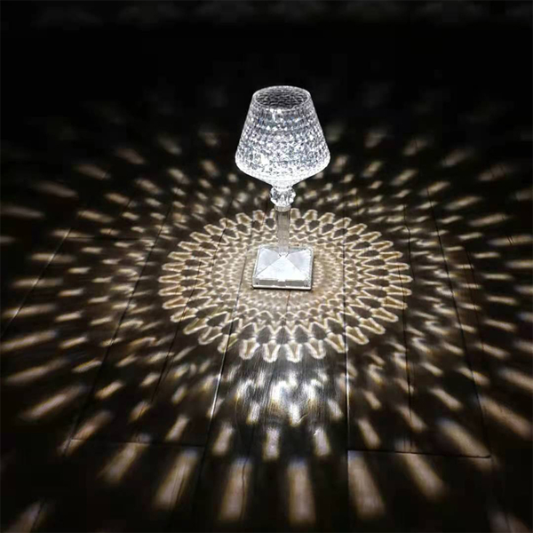 💎✨ مصباح كريستال على شكل ماسة – يعمل باللمس وقابل للشحن - Image 1 + 1