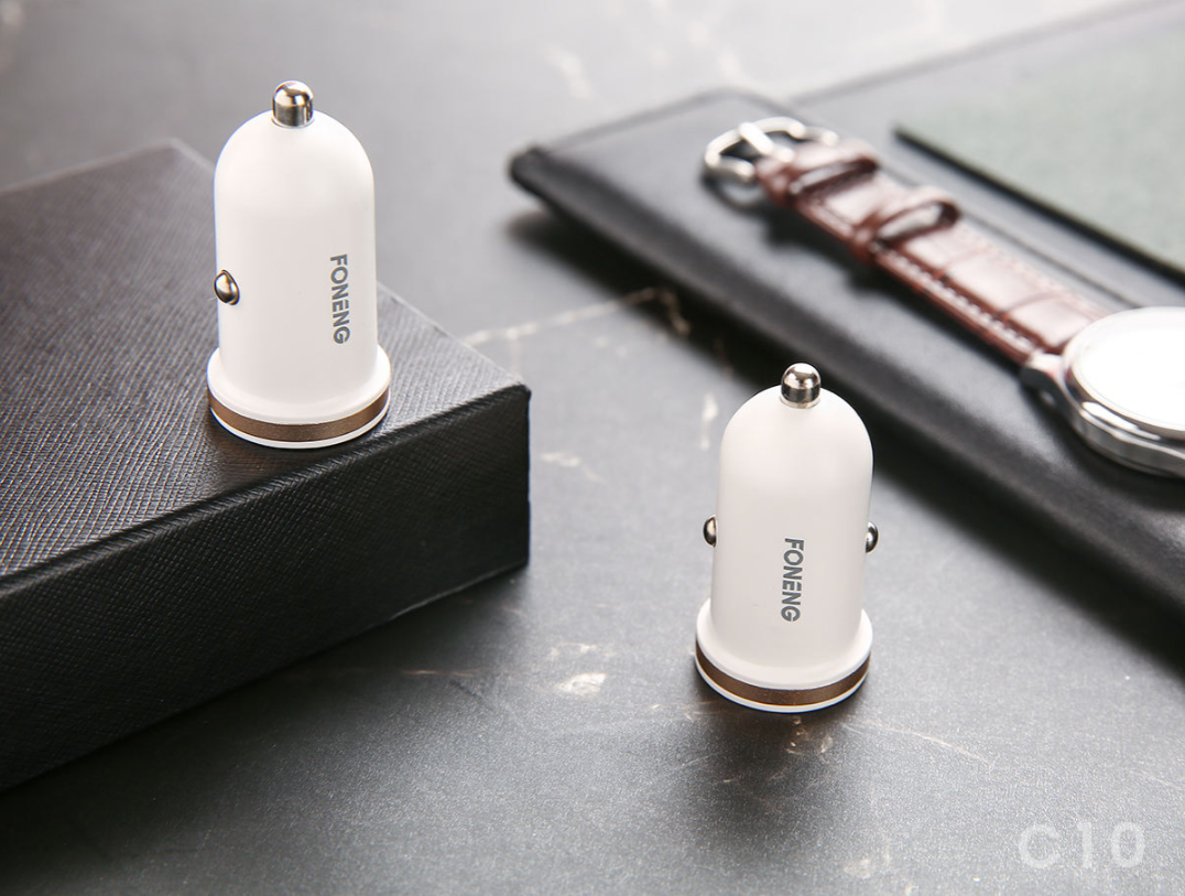 شاحن سيارة foneng بمنفذين USB بقوة 12 واط – متوافق مع Lightning - Image 2 + 1